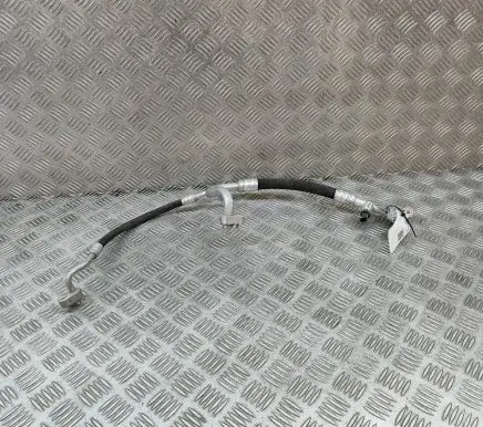 BMW i3 Air conditioning (A/C) pipe/hose 9291147
