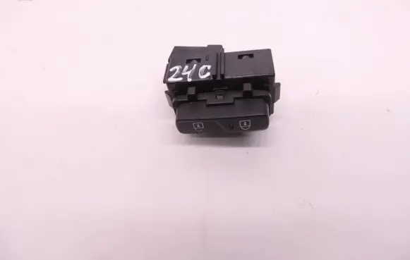 Volvo S60 Central locking switch button 31318990 D240