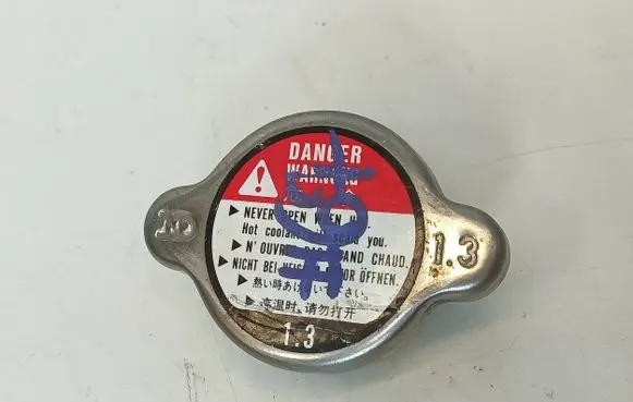 Honda CR-V Coolant expansion tank/reservoir cap 