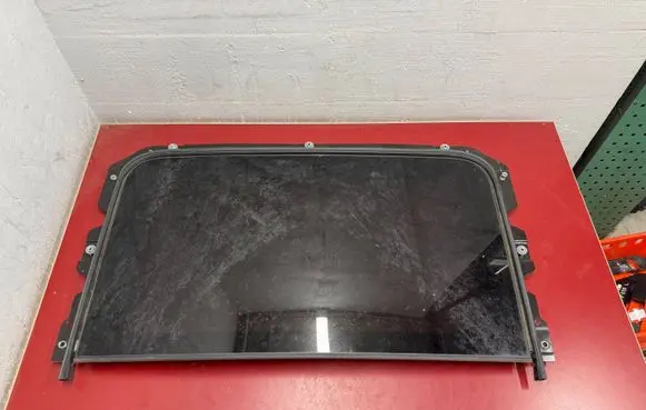 BMW X3 F25 Sunroof glass 7304487 54107304487