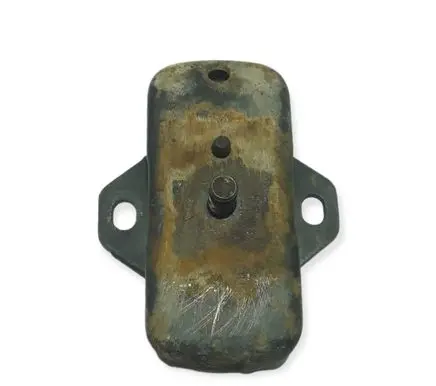 Engine mount bracket
