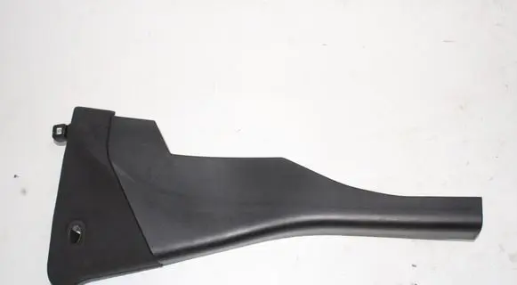 Maserati Ghibli (C) pillar trim 06700728960 670011413