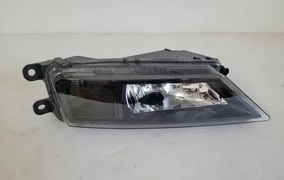 Volkswagen Tiguan Front fog light 5NA941699D