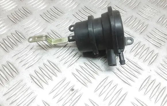 Jeep Grand Cherokee (WJ) Vacuum valve 4831915