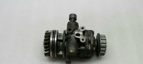 Volkswagen Touareg I Power steering pump 7L6422153F