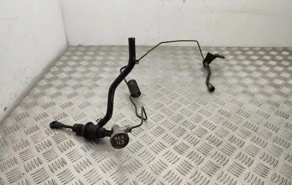 Hyundai Tucson TL Clutch pipe/line 