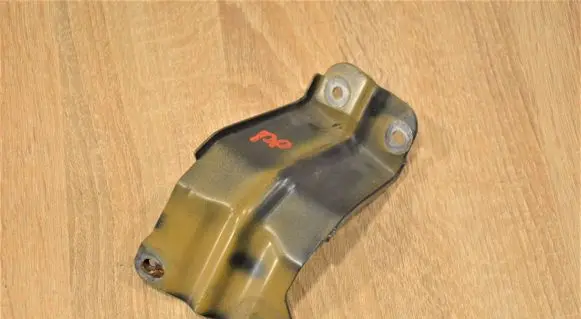 Chevrolet Captiva Fender mounting bracket