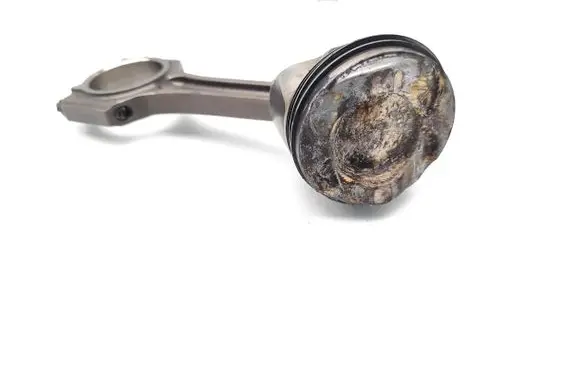 Ford Fiesta Piston with connecting rod SFJB