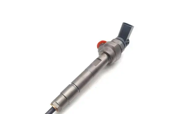 BMW X3 F25 Fuel injector 7810702 0445110478