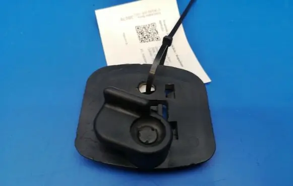 Mercedes-Benz C W203 Hazard Warning Triangle Mounting Bracket 