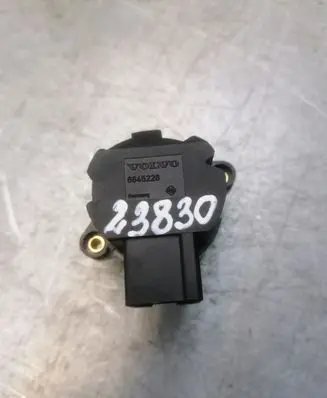 Volvo S60 Ignition lock 8645228