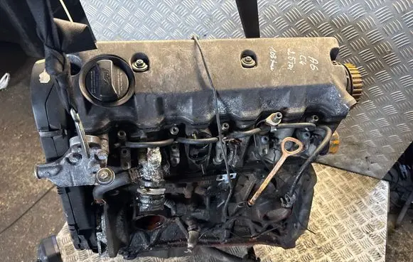 Audi A6 S6 C4 4A Engine
