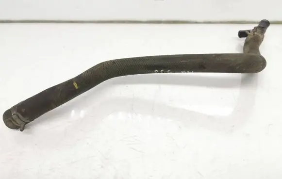 Mitsubishi Pajero Engine coolant pipe/hose