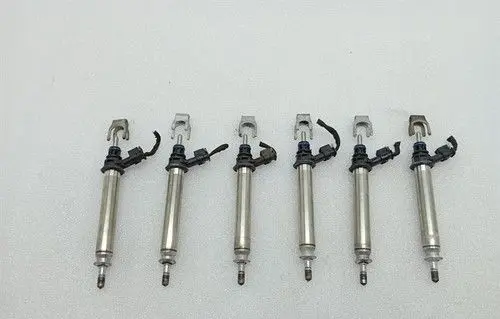 Mercedes-Benz E W238 Fuel injectors set A2560700187
