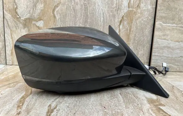 Maserati Levante Front door electric wing mirror A078311 041116
