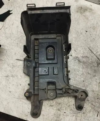Volkswagen Golf V Battery box tray 1K0915443A