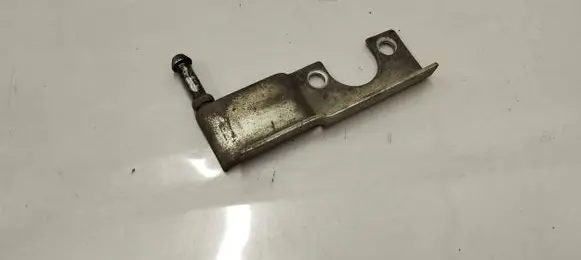 Land Rover Discovery Sport Muffler mount bracket/holder 