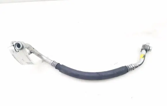 Air conditioning (A/C) pipe/hose