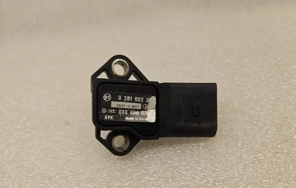 Volkswagen PASSAT B6 Air pressure sensor 0281002399
