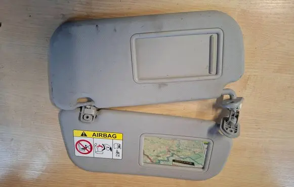 Hyundai i10 Sun visor