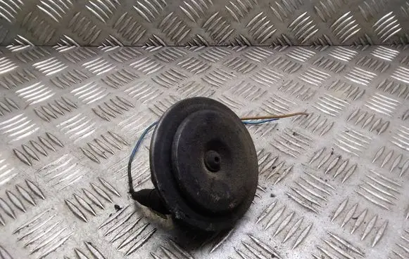 Volkswagen Transporter - Caravelle T5 Horn signal E9006020
