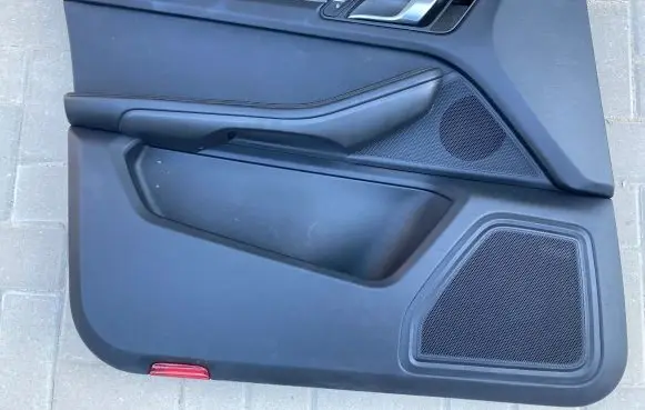 Porsche Macan (95B) Front door card panel trim 95B867105 95B867011 95B867011A