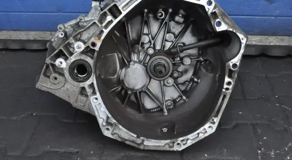 Nissan Juke I F15 Manual 7 speed gearbox TL4148