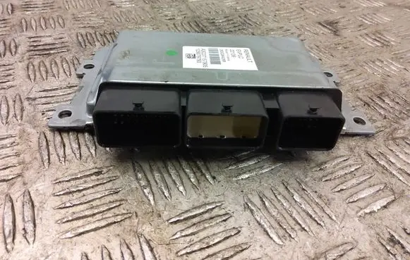 Renault Zoe Engine control unit/module ECU 283G06426R