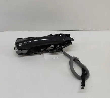 Audi A3 S3 8V Front door exterior handle 8V0837206A 8V0837885