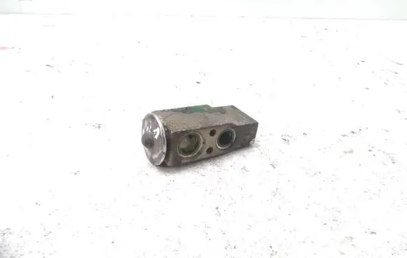 Air conditioning (A/C) expansion valve