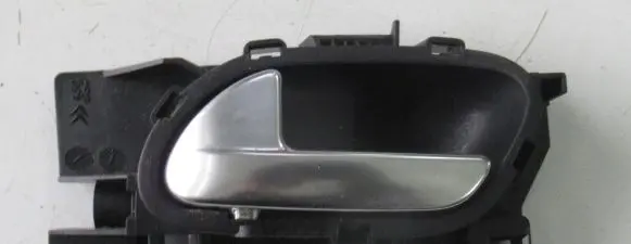 Citroen DS3 Front door interior handle