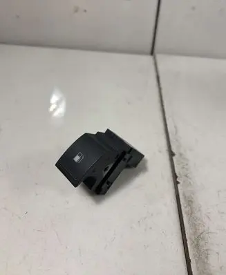 Volkswagen Golf Plus Fuel tank opening switch 1T0959833A