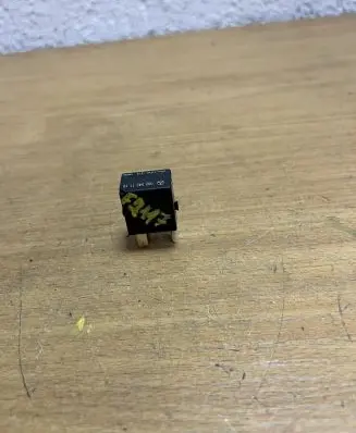 Mercedes-Benz R W251 Other relay 0025421119 F2017