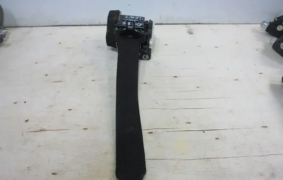Mercedes-Benz CLS C218 X218 Rear seatbelt A2188600185