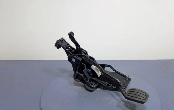 Peugeot Rifter Accelerator throttle pedal