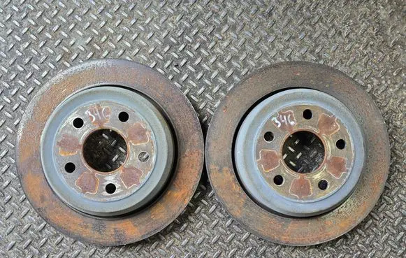 Dodge Durango III Rear brake disc 63909L
