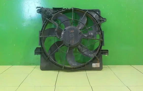 Hyundai i40 Fan set 16AB84