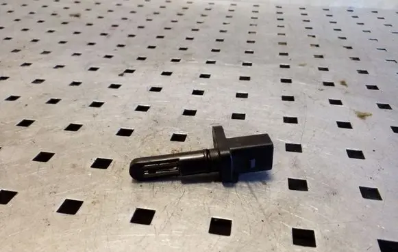 Audi TT TTS Mk2 Intake air temperature sensor 0689053790
