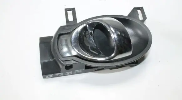 Nissan Juke I F15 Rear door interior handle