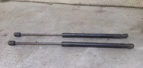Audi Q7 4L Front bonnet/hood damper/strut 4L082335901S