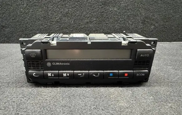 Volkswagen PASSAT B5.5 Climate control unit 3B1907044H