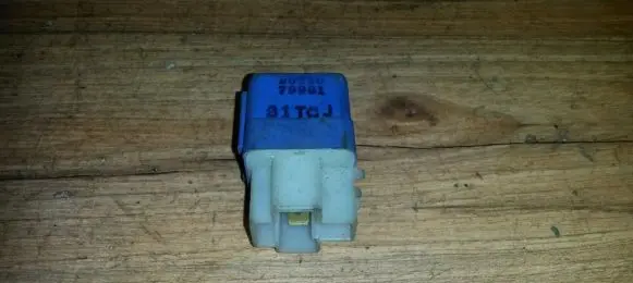 Nissan Primera Other relay 2523079981 81toj