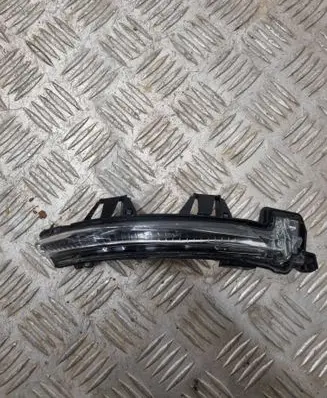 Volvo XC40 Mirror indicator light 1473182