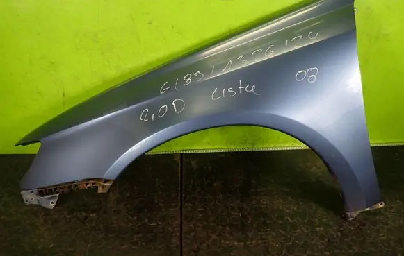 Subaru Legacy Fender 64Z