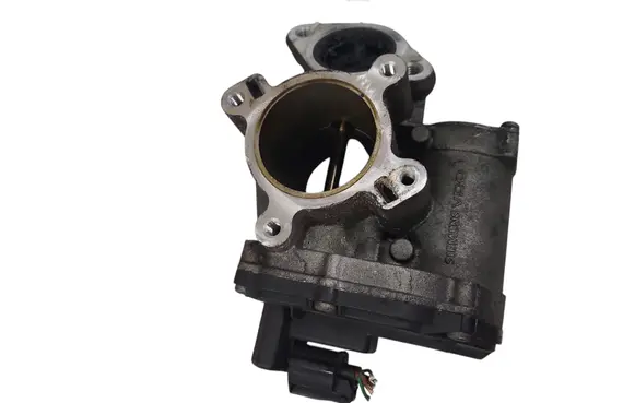 Renault Laguna III EGR valve 82007966674 A2C53217899