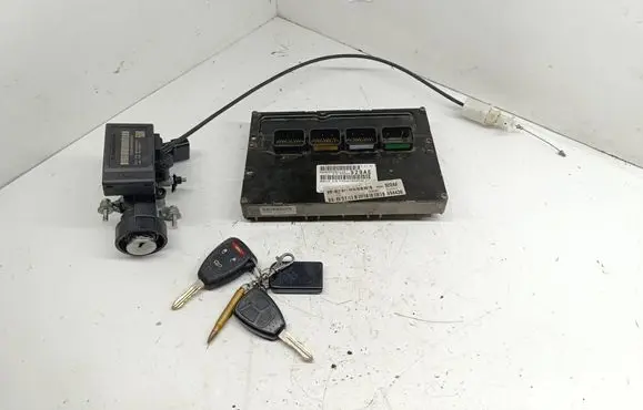 Chrysler 300 - 300C Engine ECU kit and lock set P05094929AE