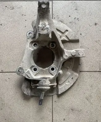 Volvo S60 Front wheel hub spindle knuckle