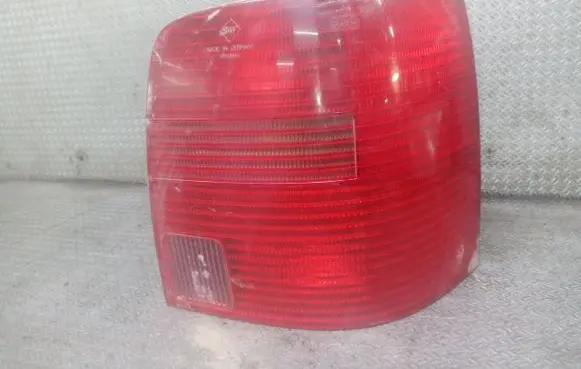 Volkswagen PASSAT B5 Rear/tail lights
