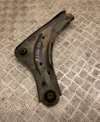 Nissan Juke I F15 Front control arm