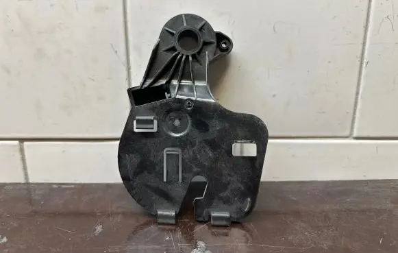 Audi A4 S4 B8 8K Engine bonnet (hood) release handle 8T1823633